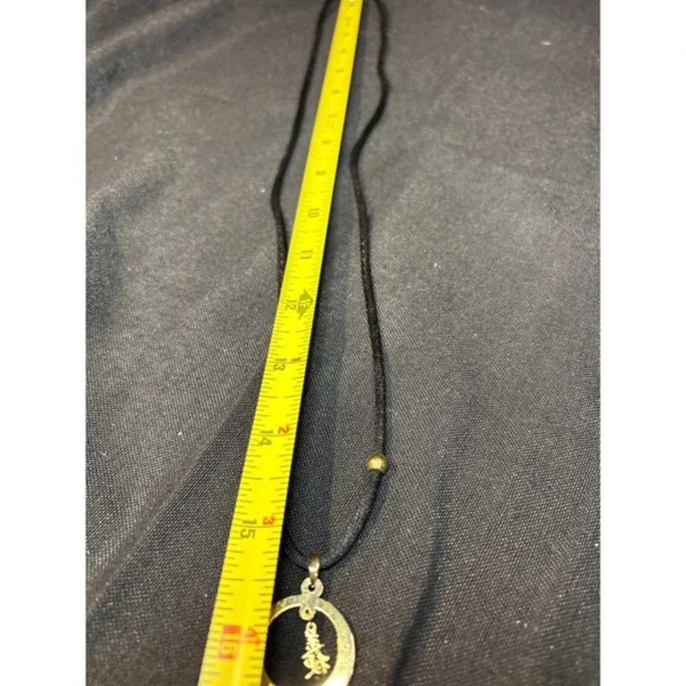 Gold‎ Tone Circle Pendant Necklace with Chinese Character Charm and Name MEGAN